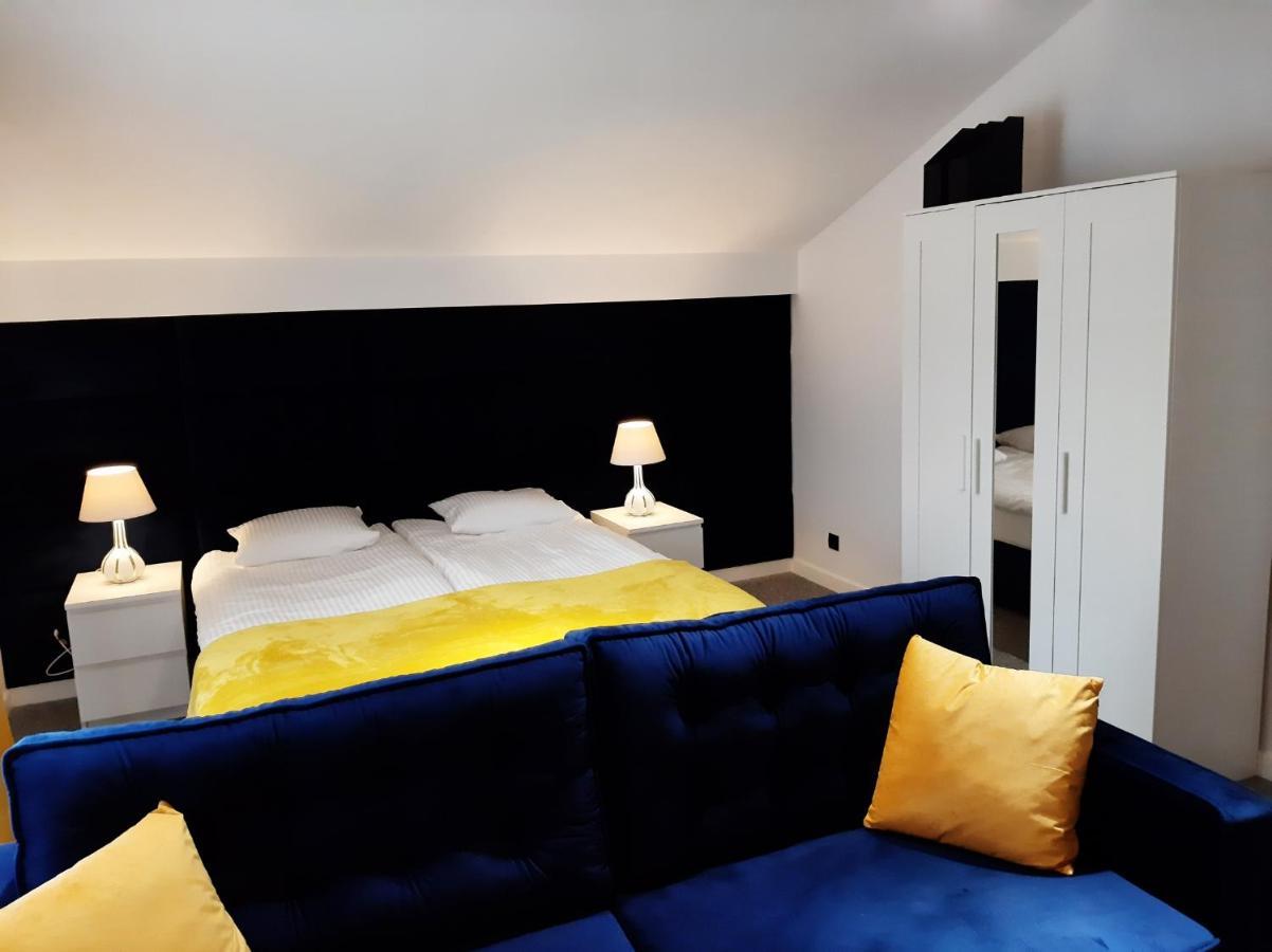 Apartament Willa Pod Sosnami Zator Przeciszow 外观 照片
